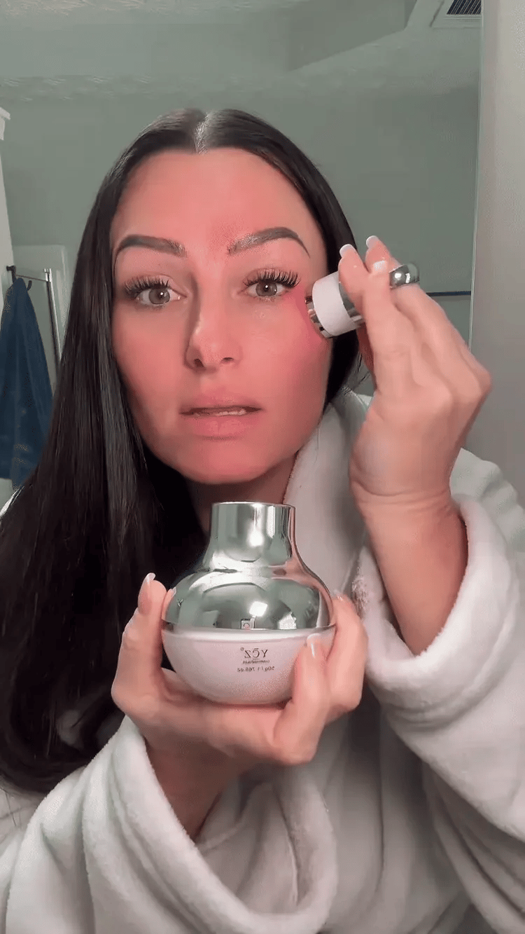 Neck & Eye Care Set – Tighten, Smooth & Hydrate ✨ All-in-One Moisturizing Treatment for Delicate Skin 💧